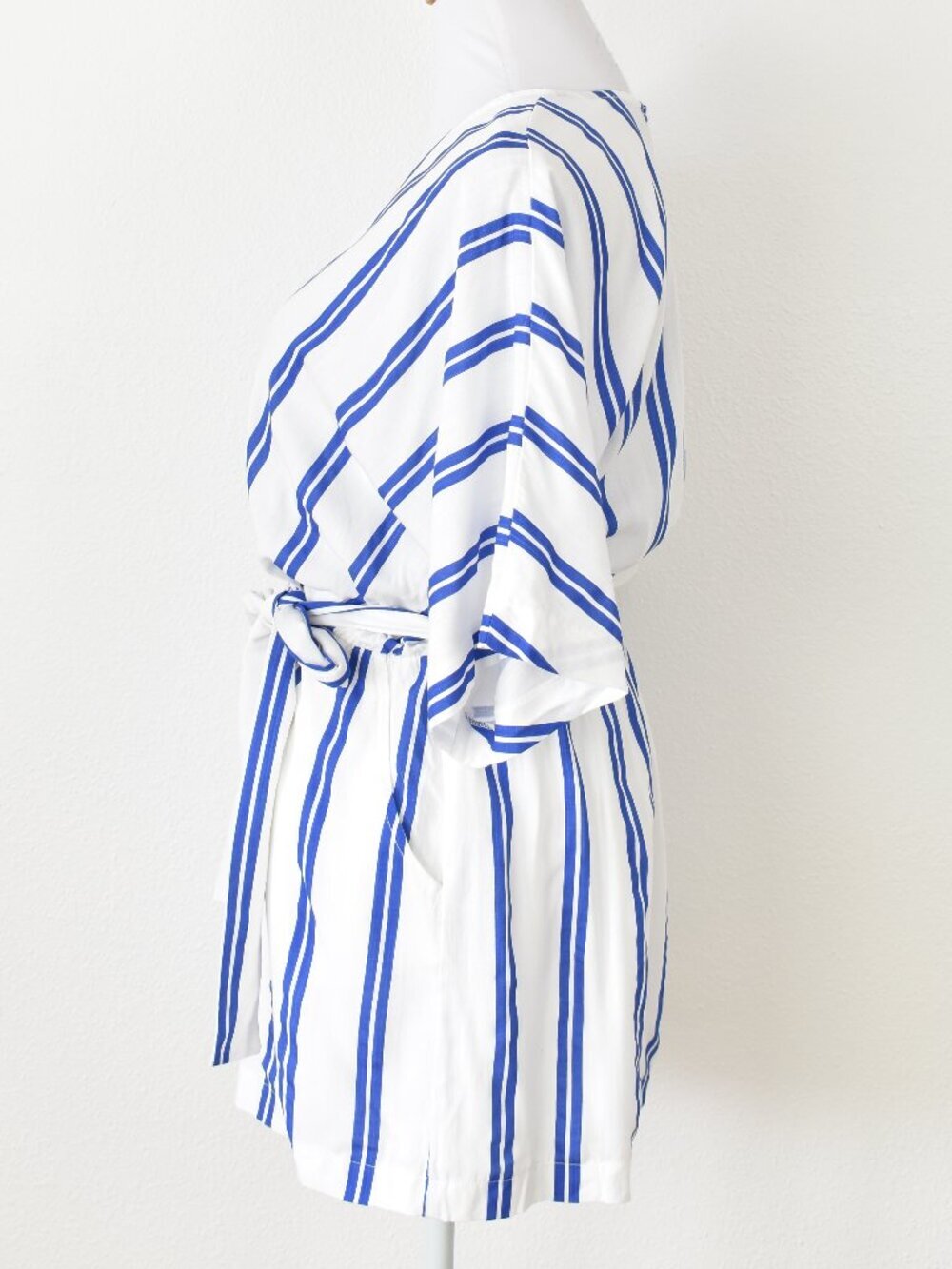 VICI Lissandra Striped Belted Romper NEW - M - Picture 5 of 10